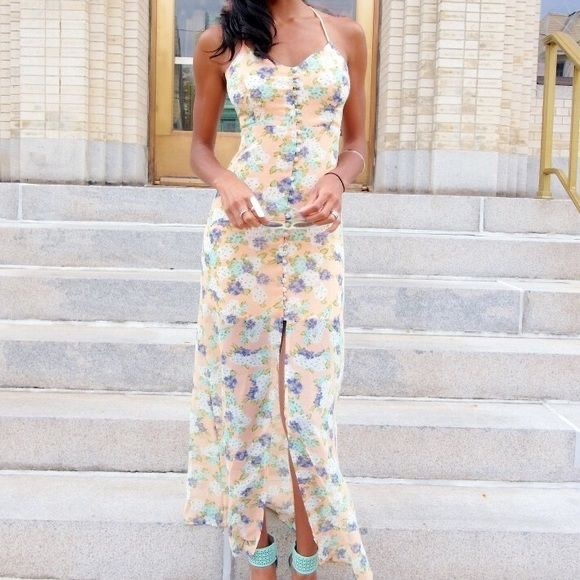 [DONATED] Love Sadie Maxi Dress - Picture 13 of 14